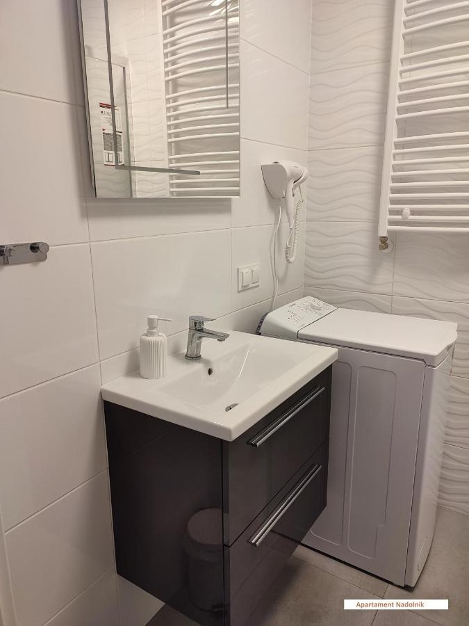 Apartament Nadolnik Bezplatny Parking Klucze W Skrytce Rachunek Posen Exterior foto